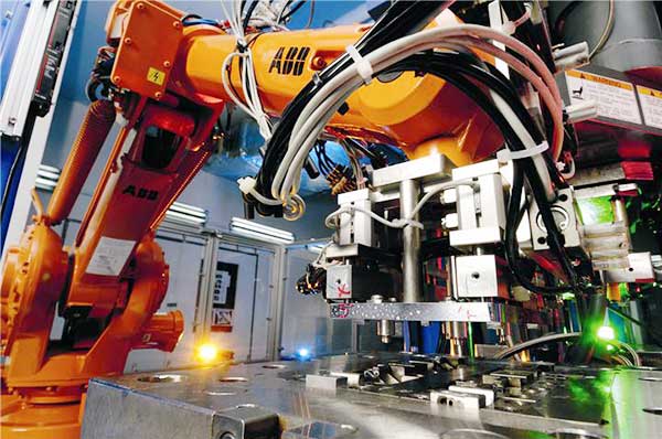 焊接機(jī)器人廠家有哪些地域差異？