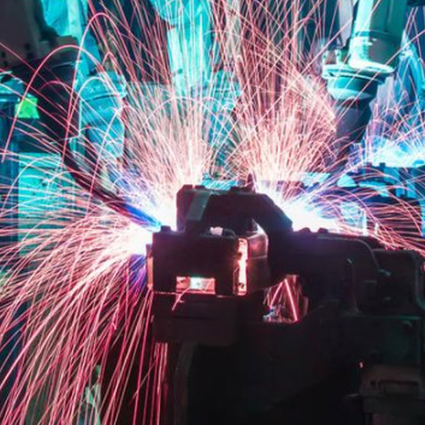 國(guó)產(chǎn)焊接機(jī)器人價(jià)格一般是多少？